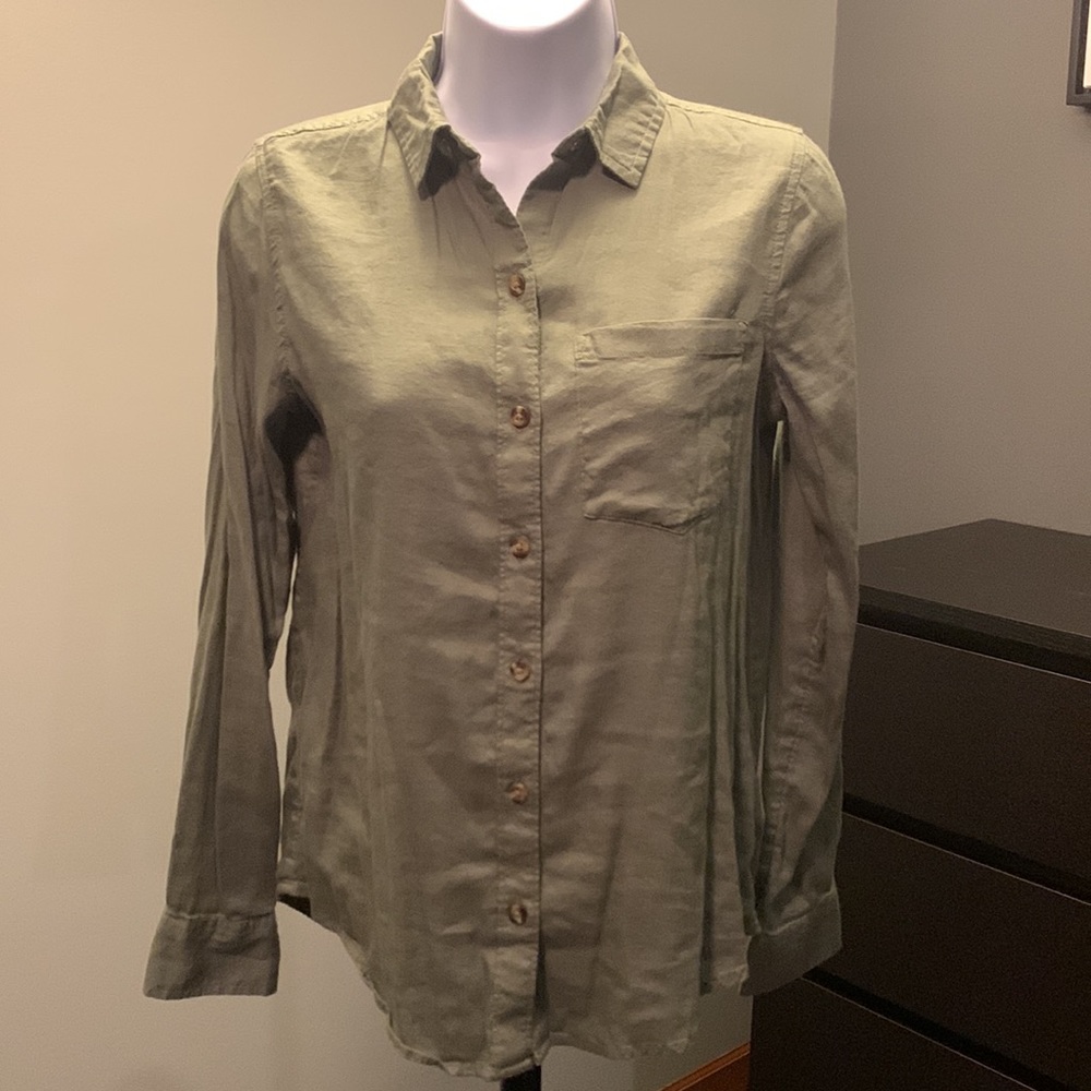 NWOT SO denim button down shirt